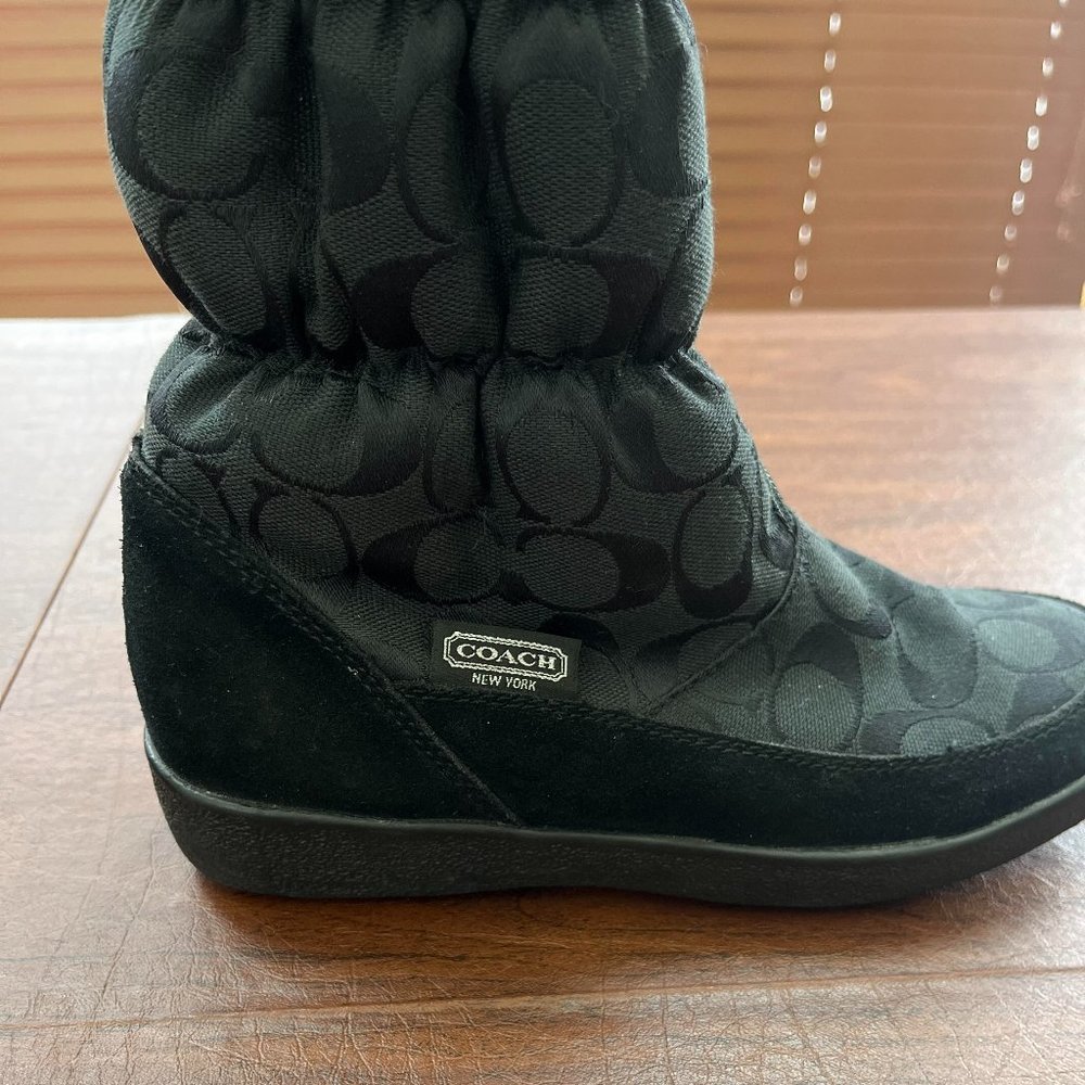 Coach boots